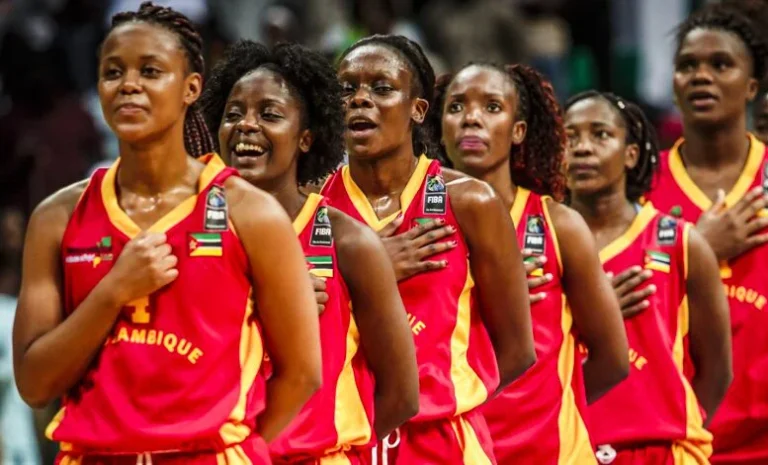 Basket-feminin-Mozambique.jpg